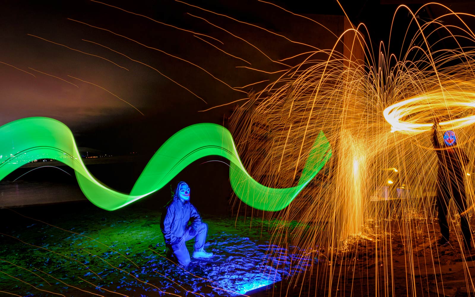 My Experience with Steel Wool and Light Painting at the Tdot Shots Toronto Photography Workshop
